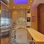 Lindo Apto Reformado Com Vista - C044